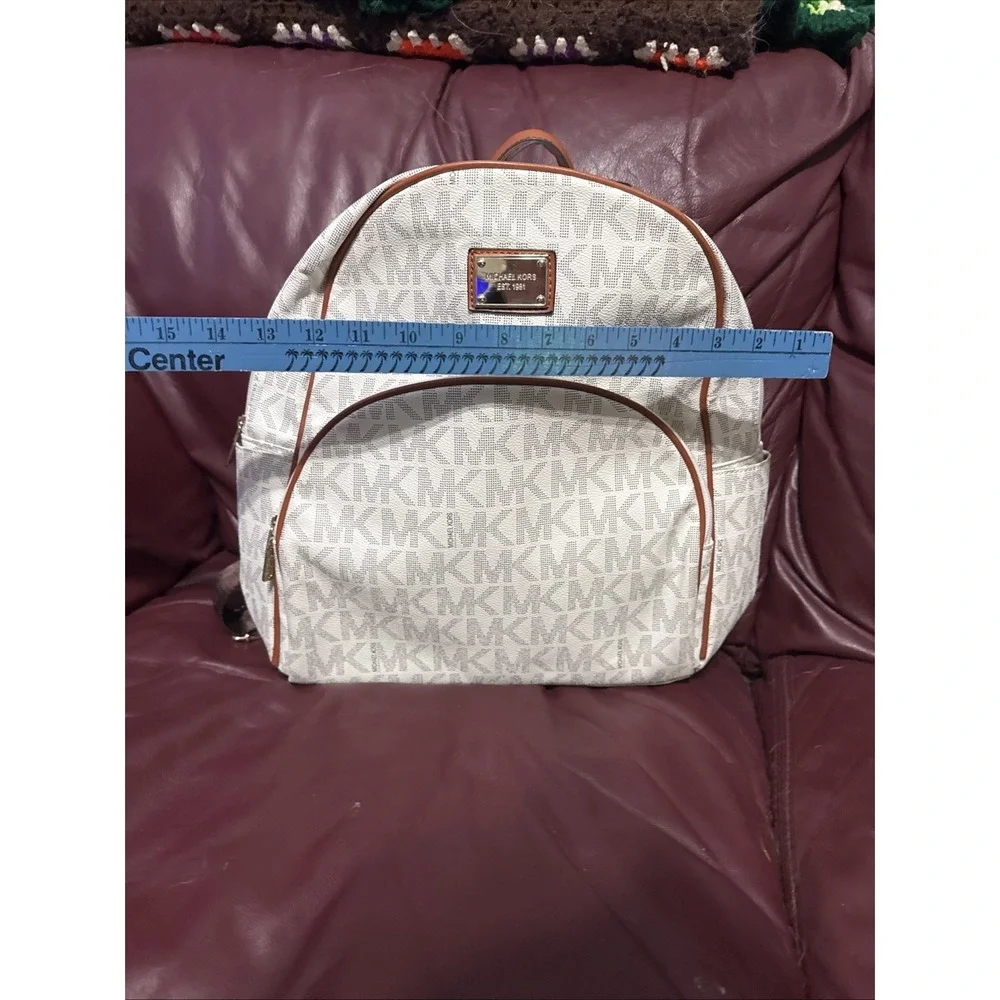 Michael Kors Logo Beige Brown Backpack Zipper Accent Inner Outer Pockets‎ Women
